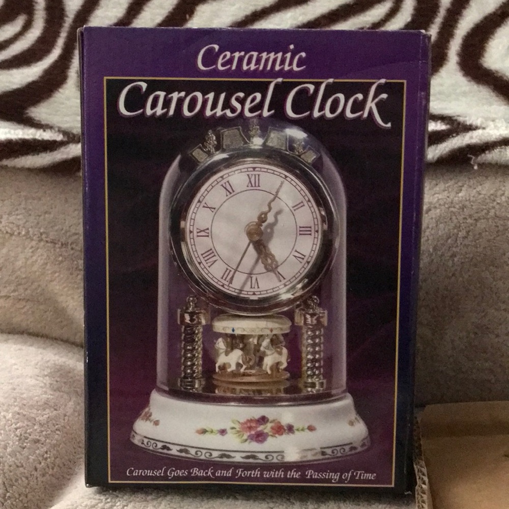Ceramic Carousel ๐ Clock battery operated New in box - Picture 2 of 5